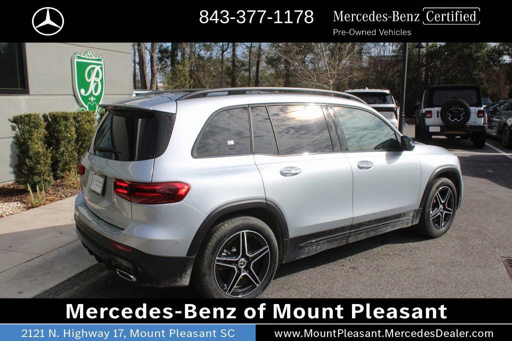Used 2025 Mercedes-Benz GLB 250 image 4