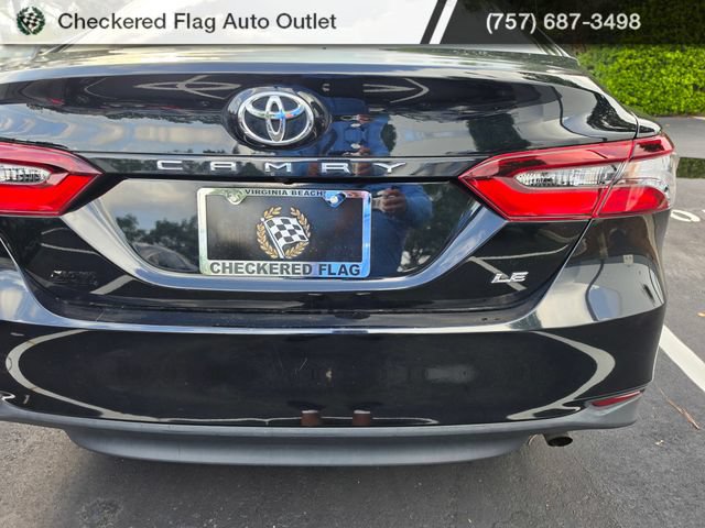 Used 2021 Toyota Camry LE FWD image 7