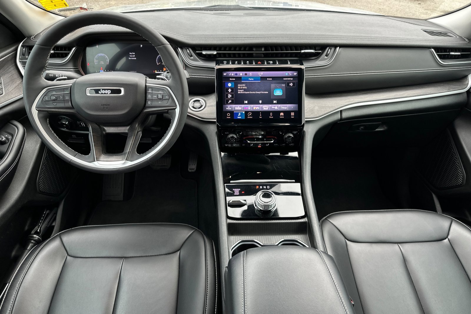 Used 2023 Jeep Grand Cherokee L Limited w/ Trailer Tow Group (B) image 14