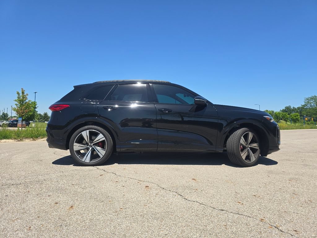 Used 2025 Audi SQ5 Premium Plus AWD/4WD image 16