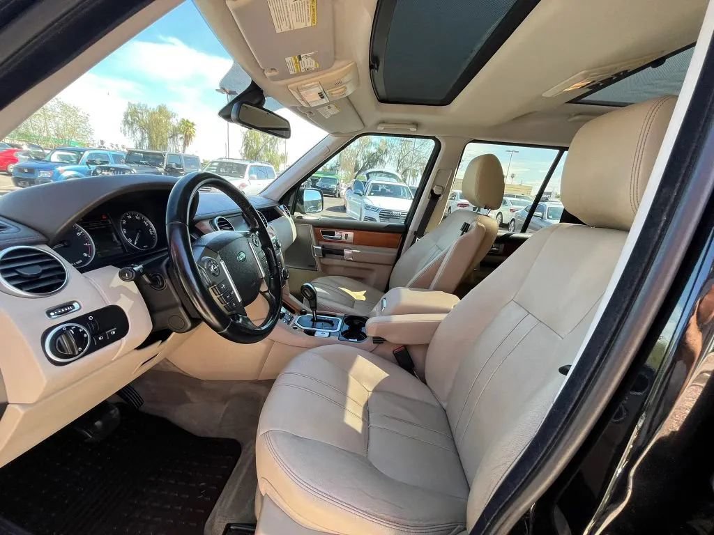 Used 2011 Land Rover LR4 HSE AWD/4WD image 7