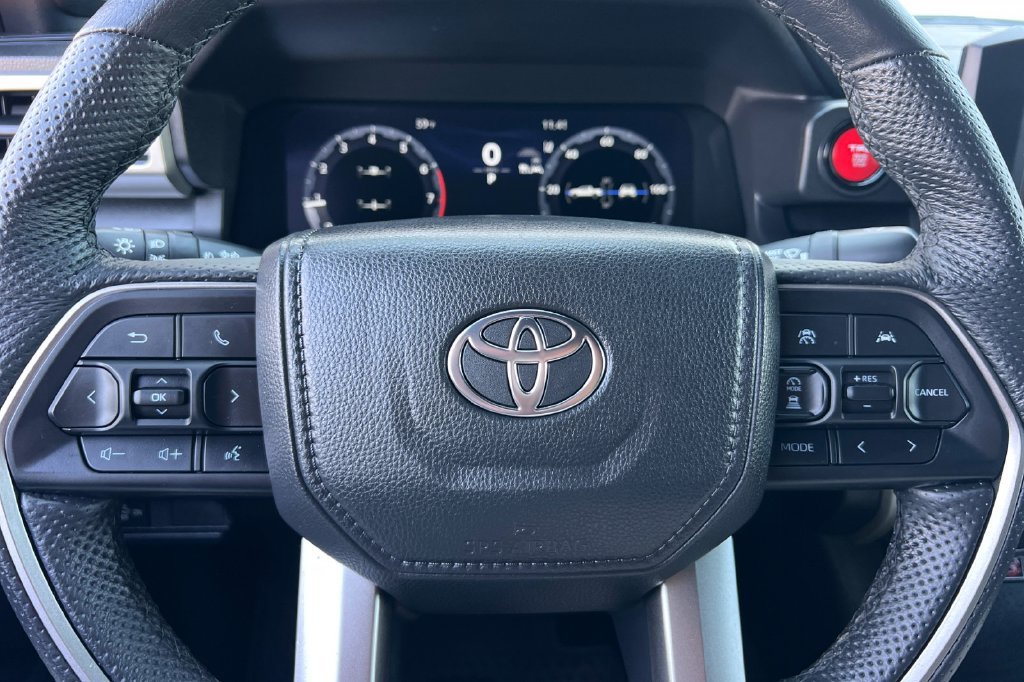 Certified 2025 Toyota Tacoma TRD Off-Road w/ TRD Off Road Upgrade Package AWD/4WD image 26