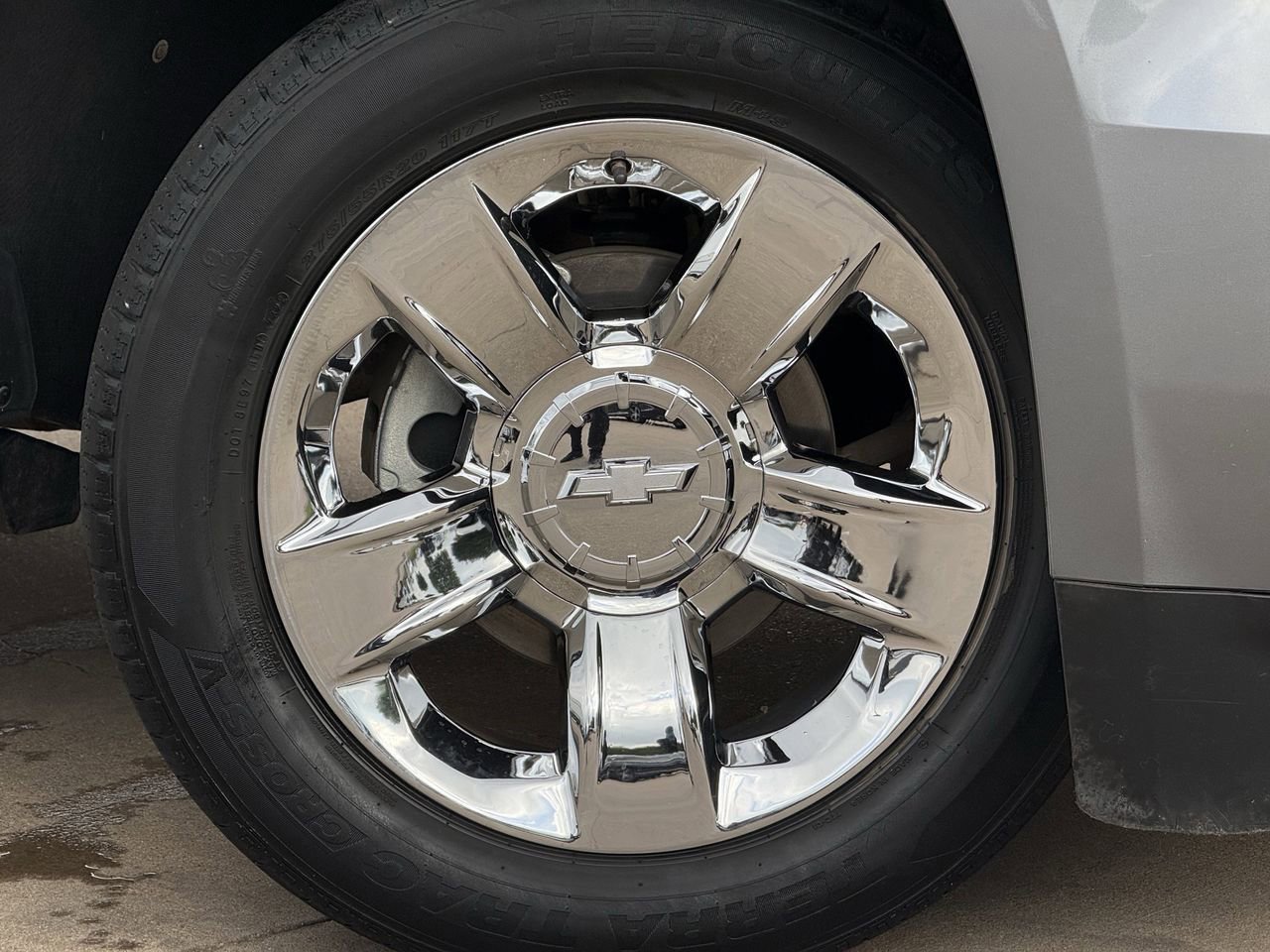 Used 2018 Chevrolet Tahoe Premier RWD image 10