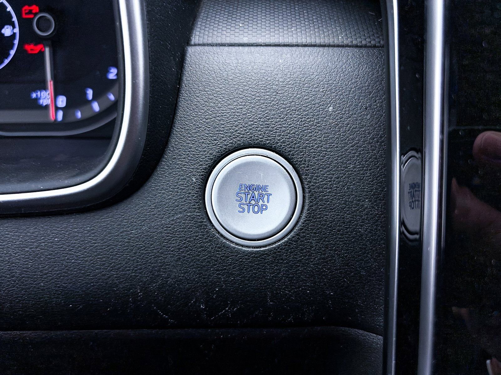 Used 2022 Hyundai Santa Cruz SEL image 18