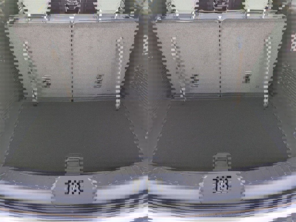 New 2026 Ford Explorer Active image 7