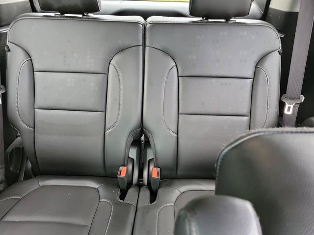 Used 2017 GMC Acadia SLT FWD image 8