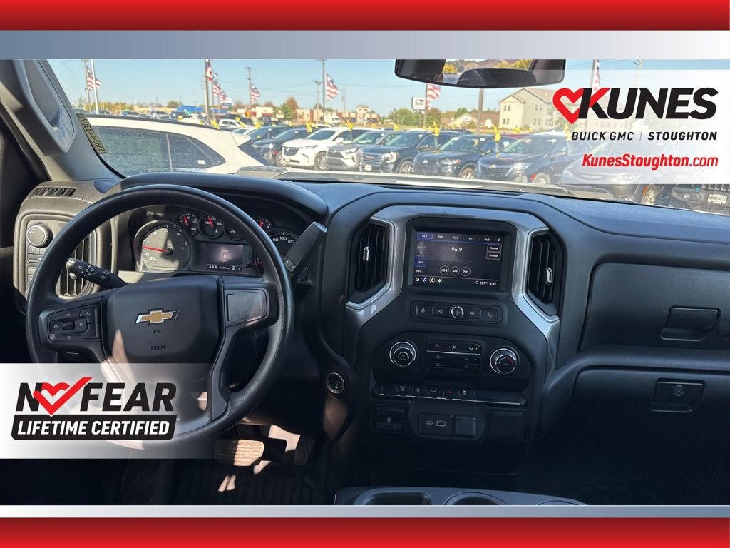 Used 2024 Chevrolet Silverado 3500 W/T image 37