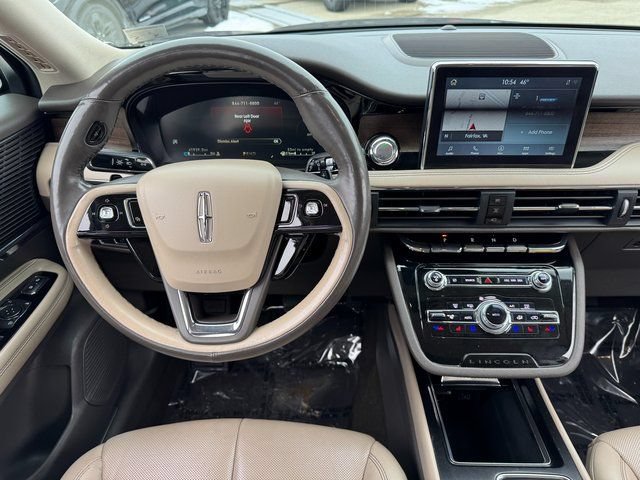 Used 2022 Lincoln Corsair Reserve w/ Equipment Group 201A AWD/4WD image 4