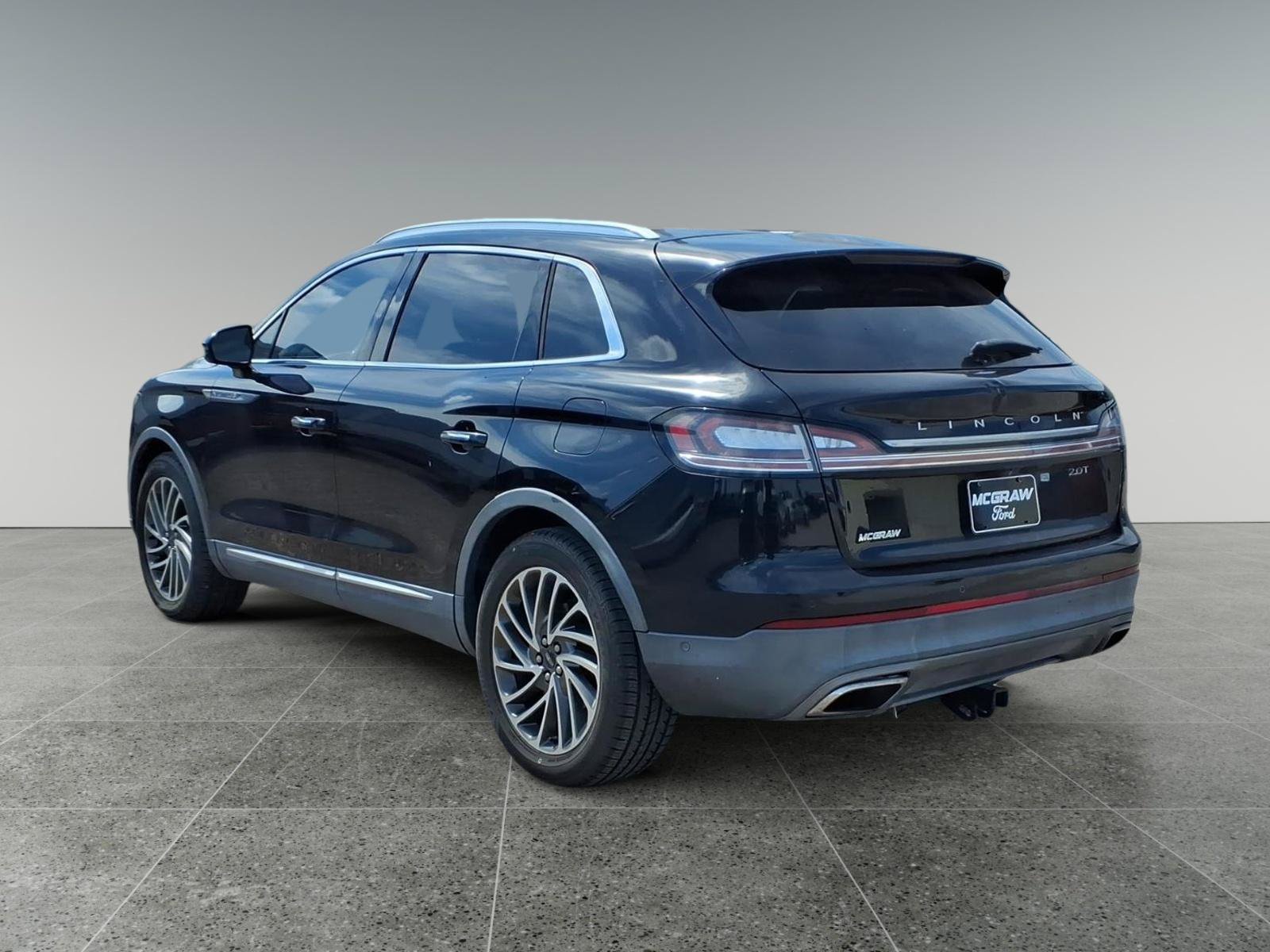Used 2020 Lincoln Nautilus Reserve FWD image 5