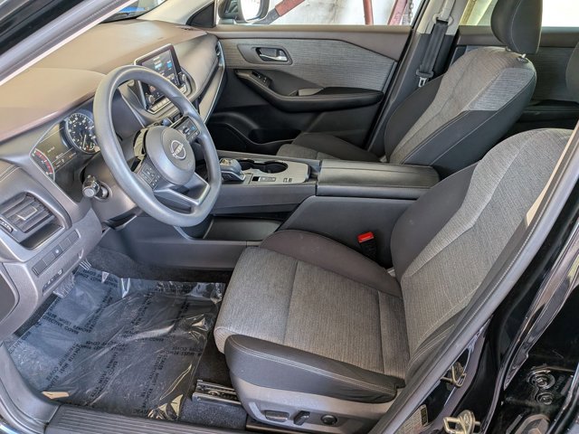 Used 2023 Nissan Rogue SV image 15