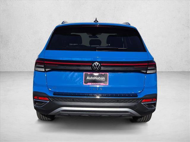 New 2026 Volkswagen Taos SE image 7