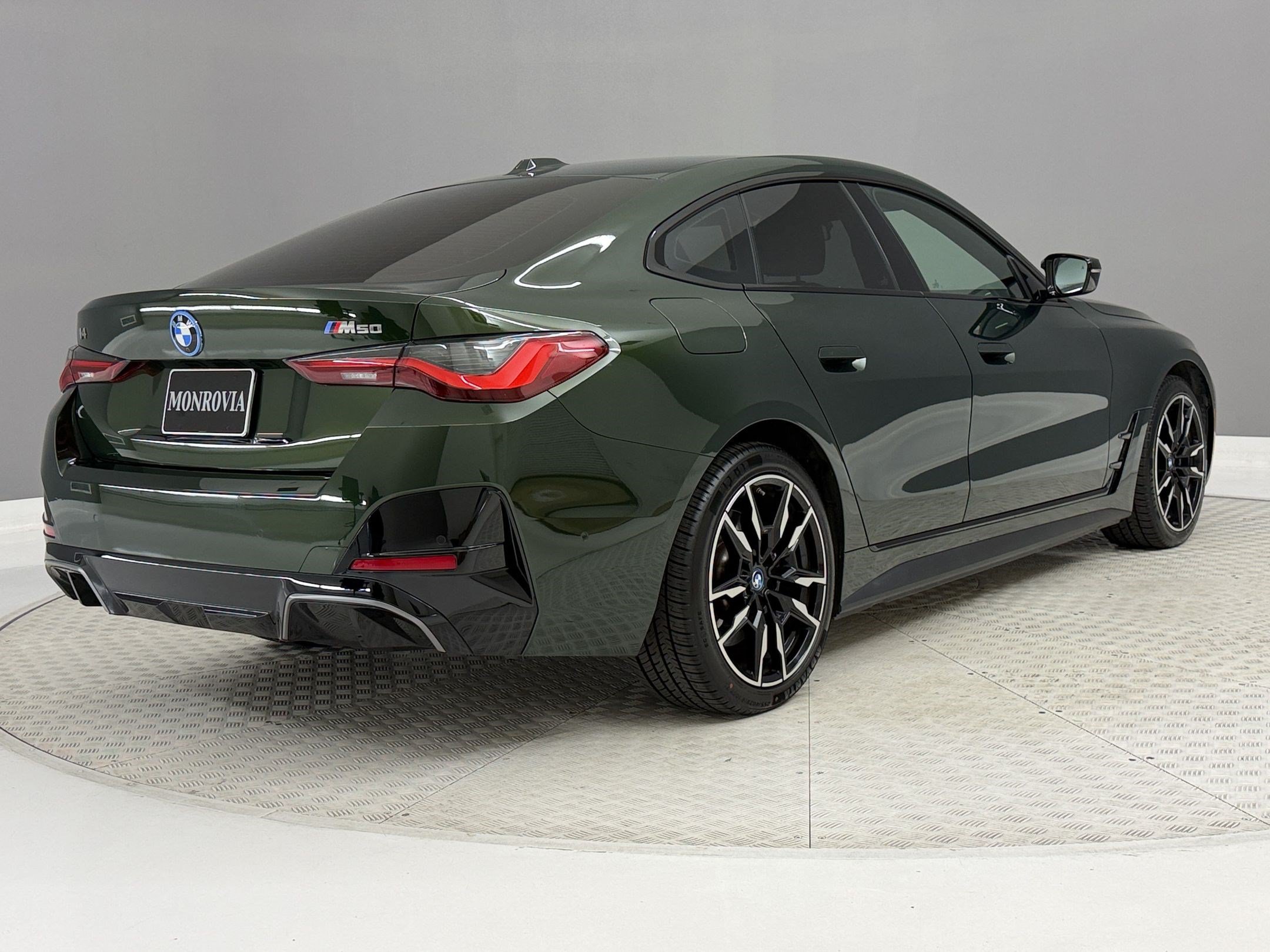 Used 2024 BMW i4 M50 AWD/4WD image 9