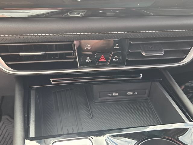 Certified 2026 Volkswagen Atlas SE FWD image 24