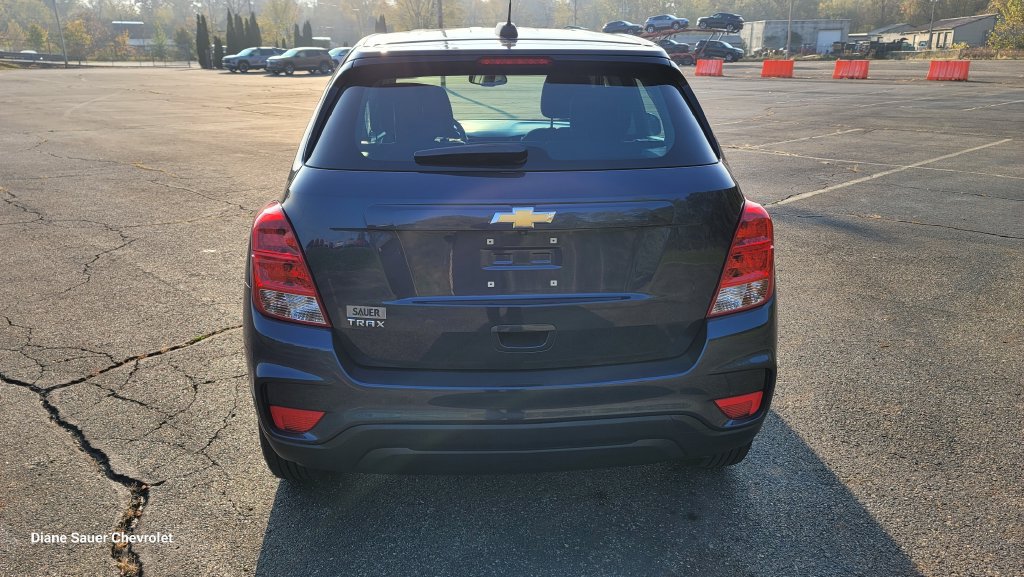 Used 2019 Chevrolet Trax LS FWD image 10