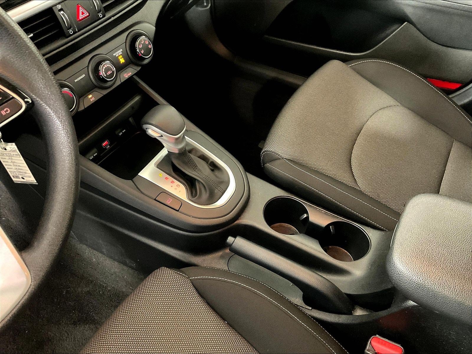 Certified 2023 Kia Forte LXS w/ LXS Technology Package FWD image 18