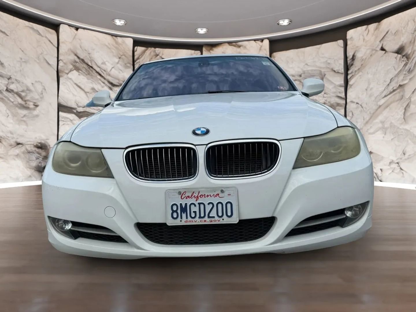 Used 2011 BMW 335i Sedan image 2