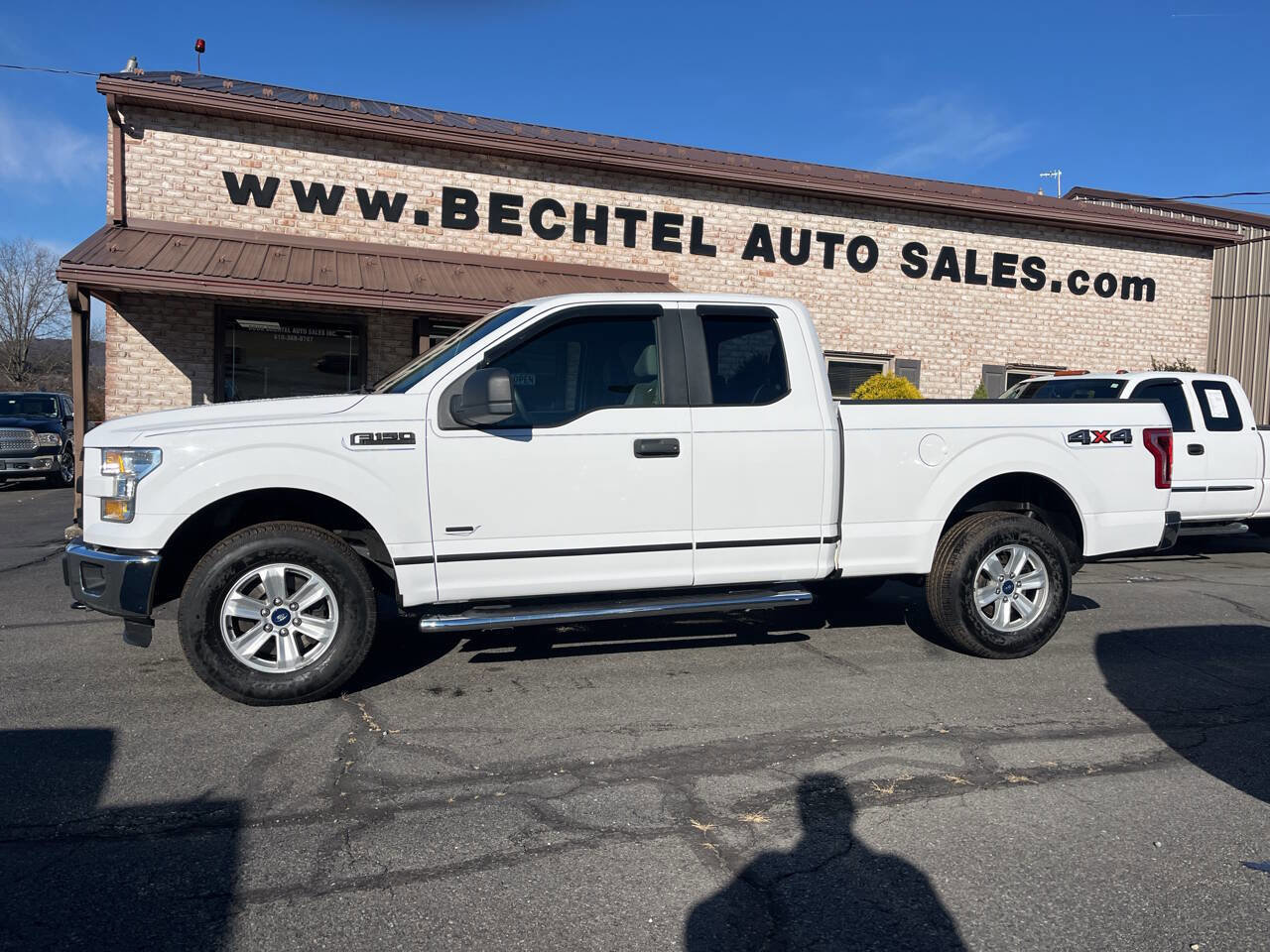 Used 2015 Ford F150 XL w/ Equipment Group 101A Mid image 1