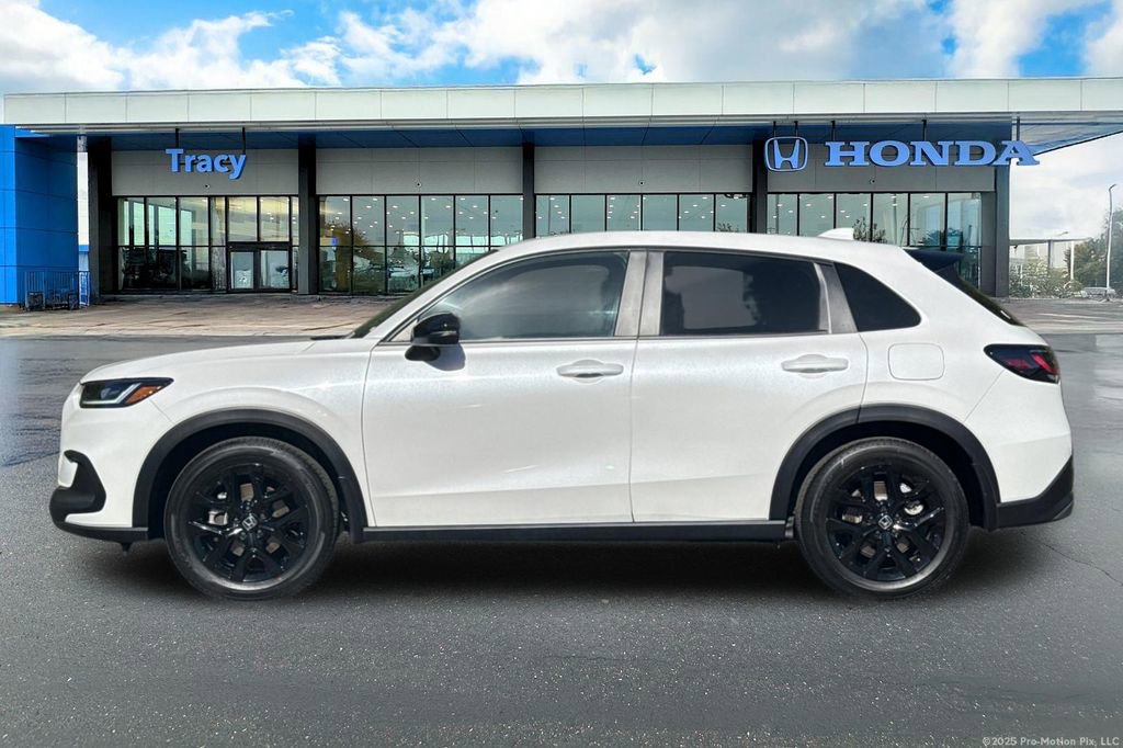 Certified 2024 Honda HR-V Sport image 12