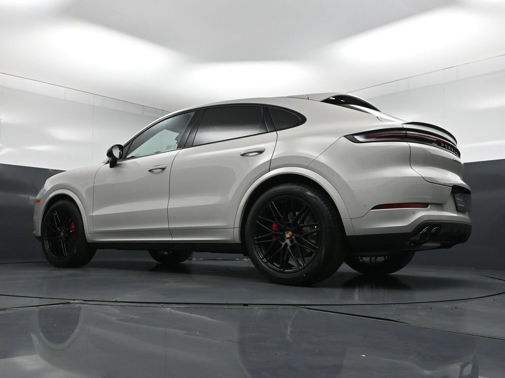 New 2026 Porsche Cayenne S AWD/4WD image 24