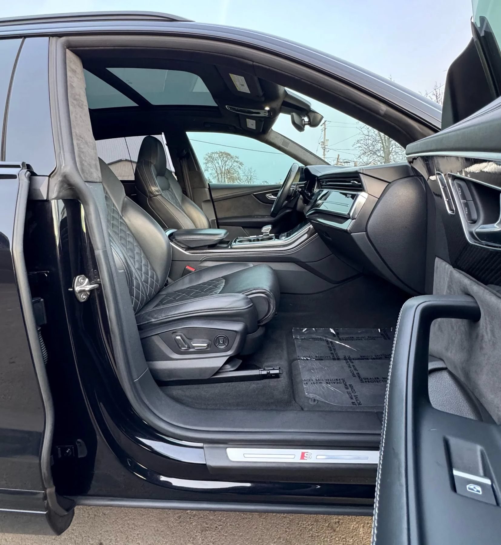 Used 2021 Audi SQ8 Prestige AWD/4WD image 19