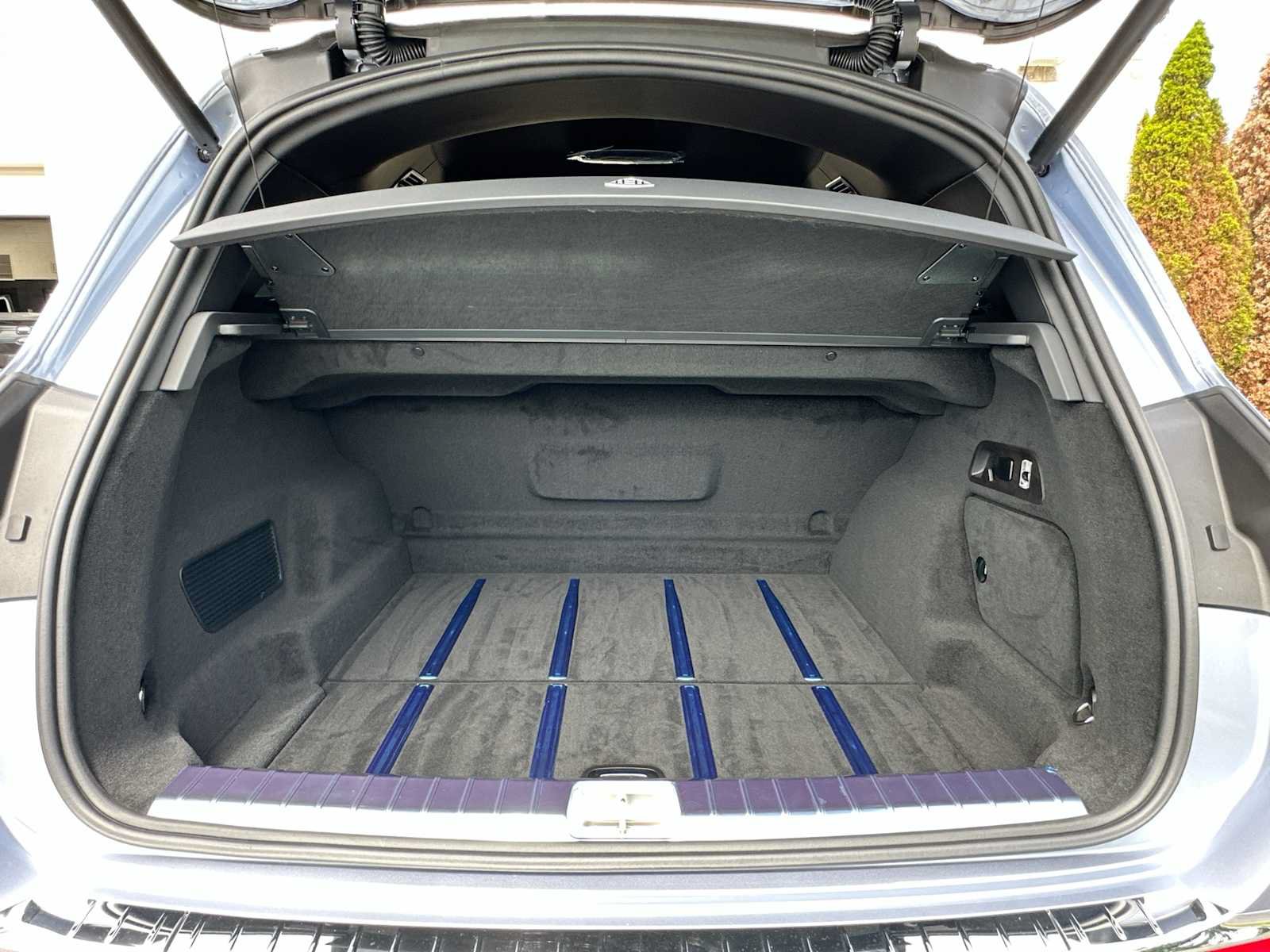 Used 2026 Mercedes-Benz Maybach GLS 600 4MATIC image 28