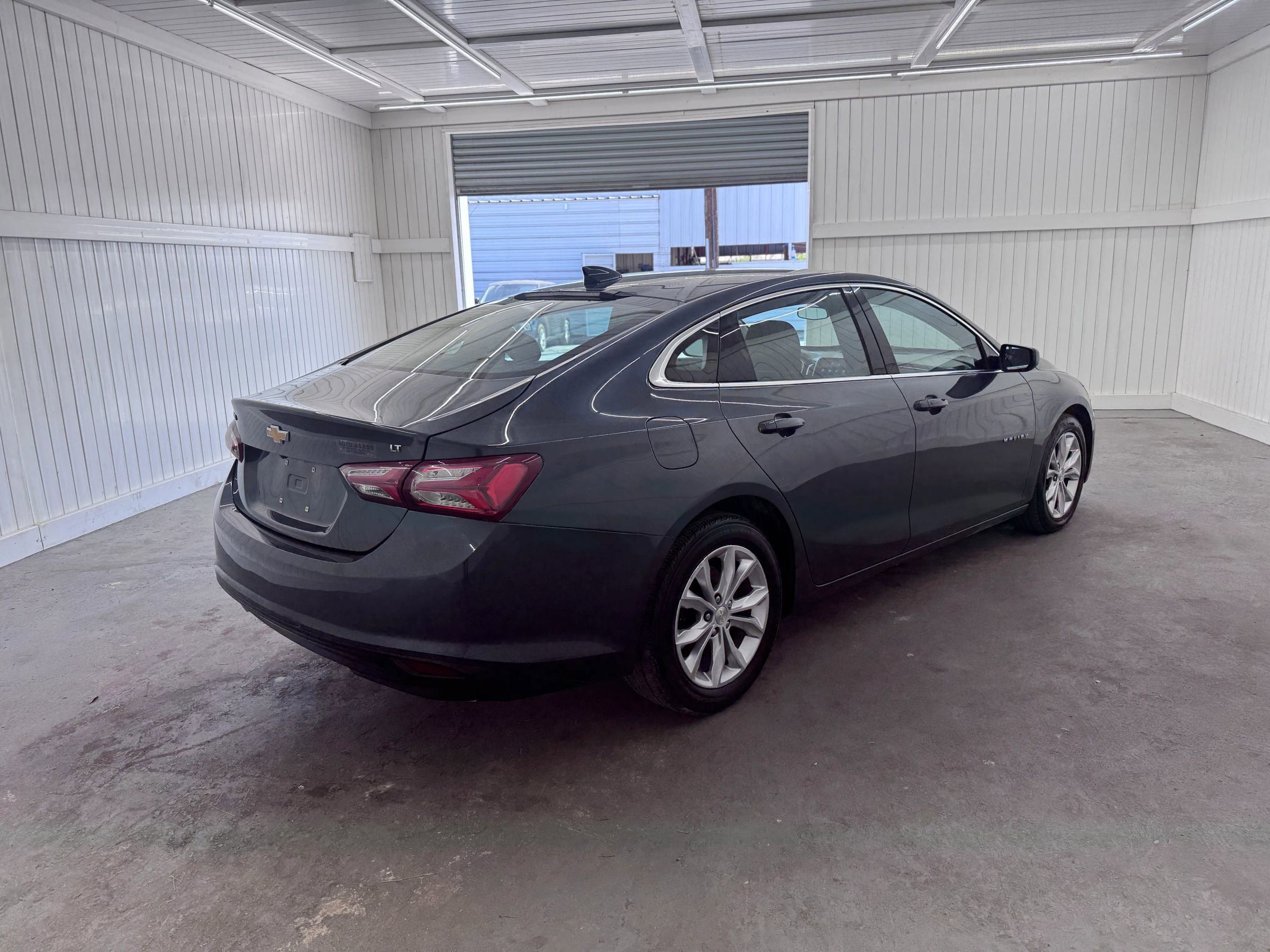 Used 2020 Chevrolet Malibu LT image 5