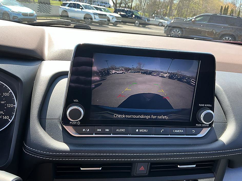Certified 2023 Nissan Rogue SV image 17
