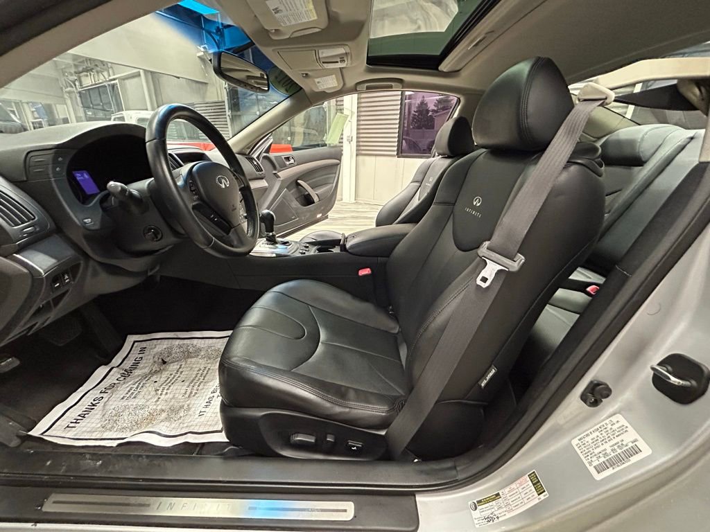 Used 2012 INFINITI G37 x w/ Premium Pkg image 44
