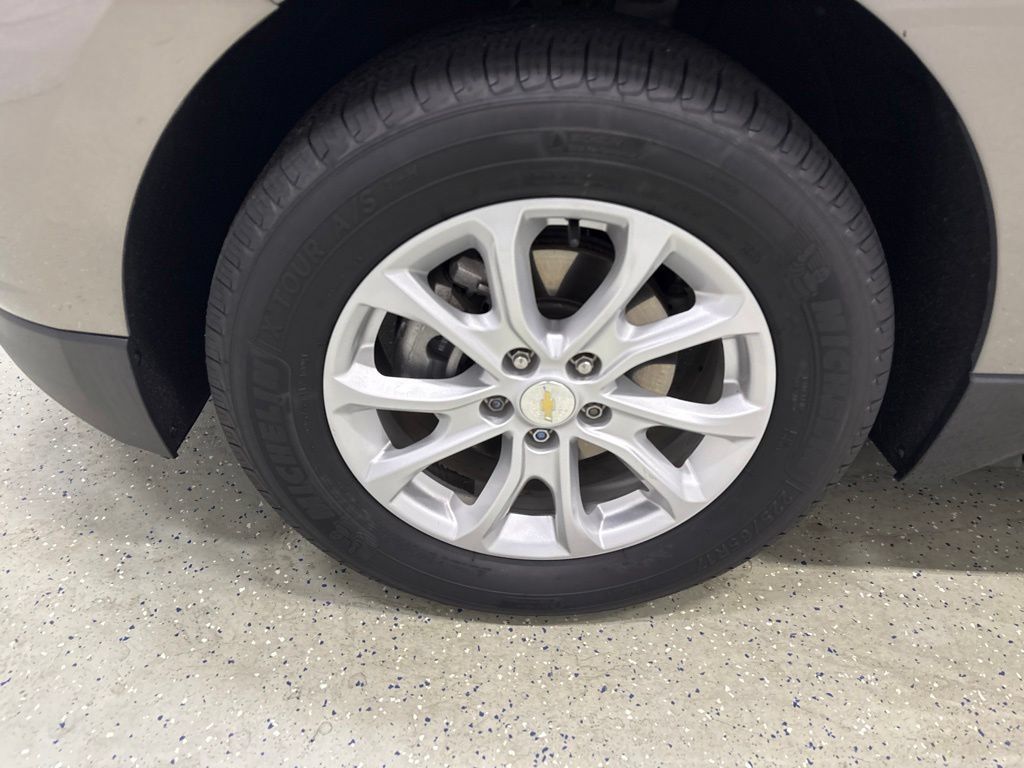Used 2018 Chevrolet Equinox LT AWD/4WD image 11
