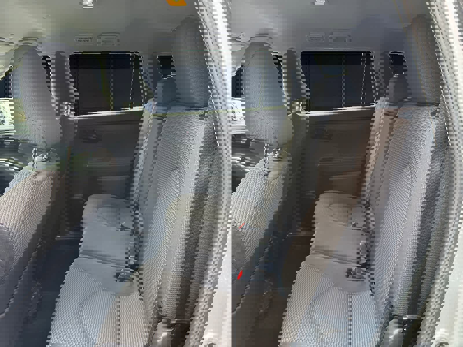 Used 2025 Toyota Highlander LE image 14