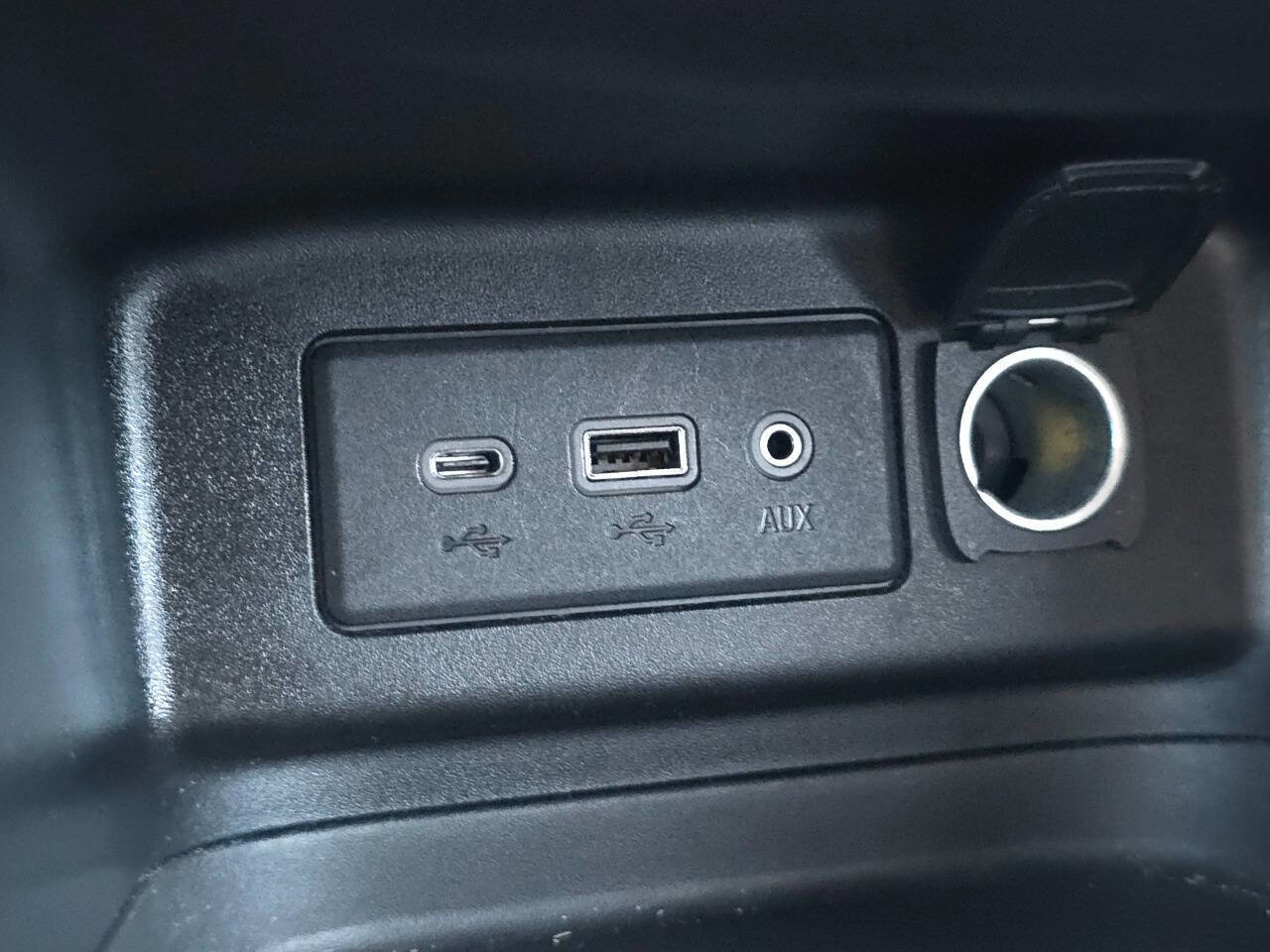 Used 2019 Chevrolet Equinox LT image 6