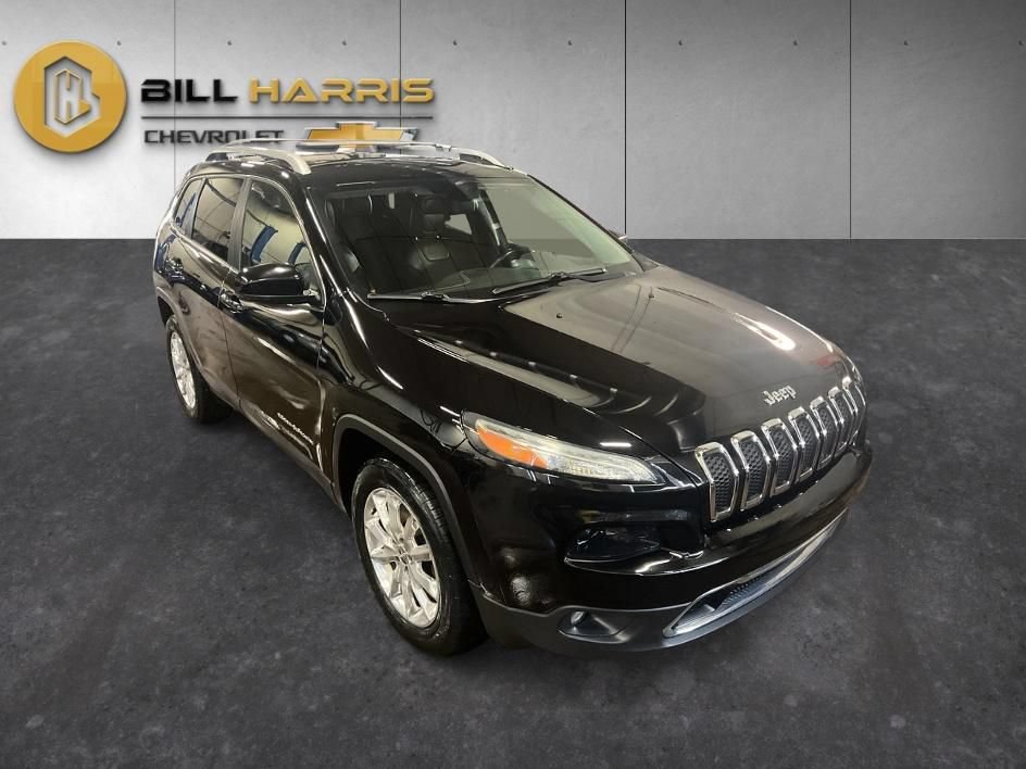 Used 2017 Jeep Cherokee Limited AWD/4WD image 9