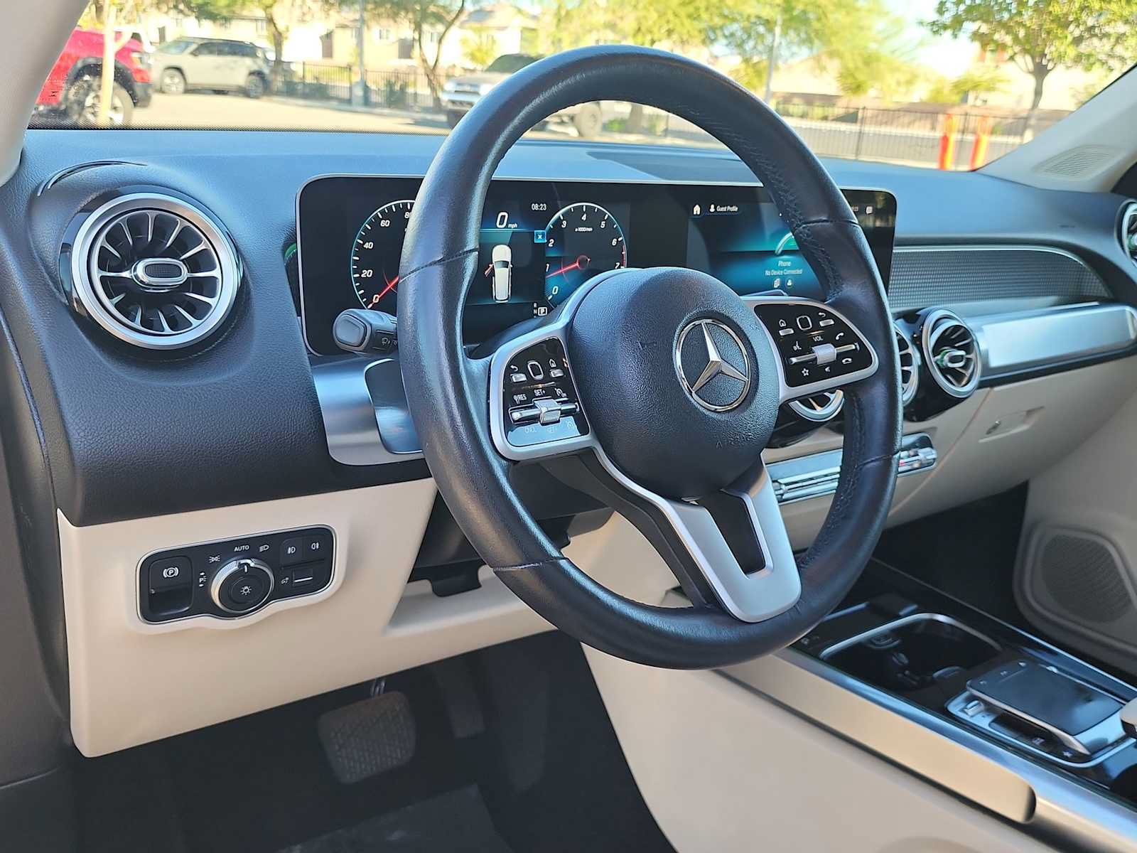 Used 2020 Mercedes-Benz GLB 250 image 17