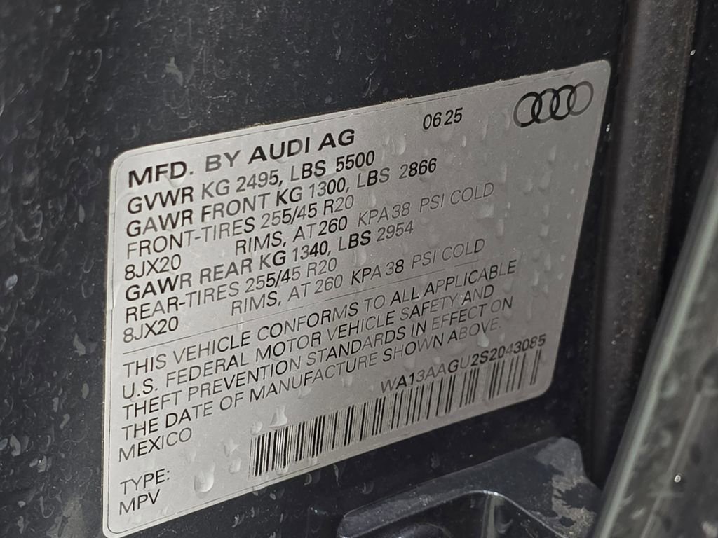 Certified 2025 Audi Q5 Prestige image 37