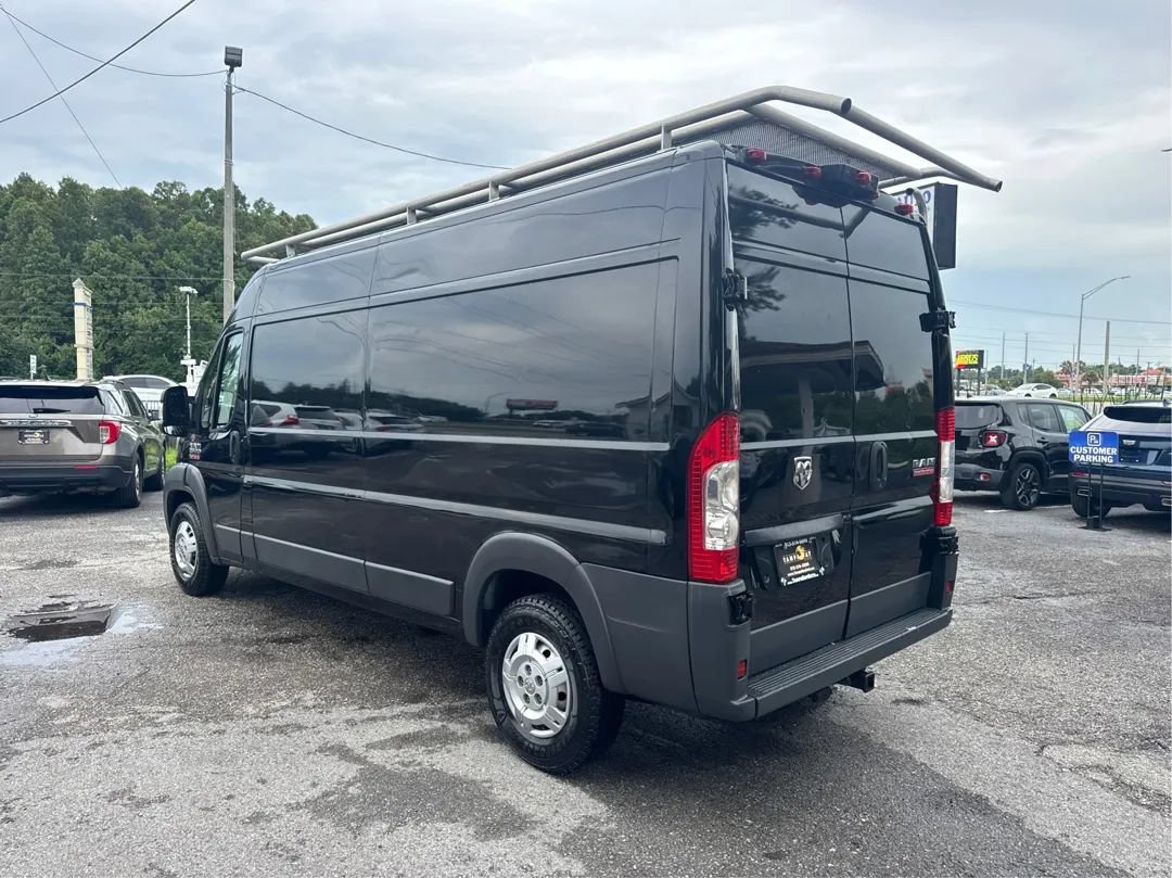 Used 2017 RAM ProMaster 2500 w/ Premium Appearance Group FWD image 7