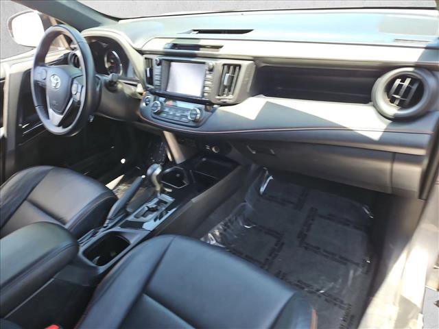 Used 2016 Toyota RAV4 SE w/ Advanced Technology Package FWD image 26