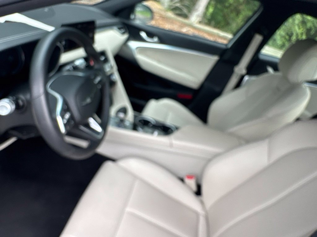 Used 2026 Genesis G70 2.5T RWD image 2
