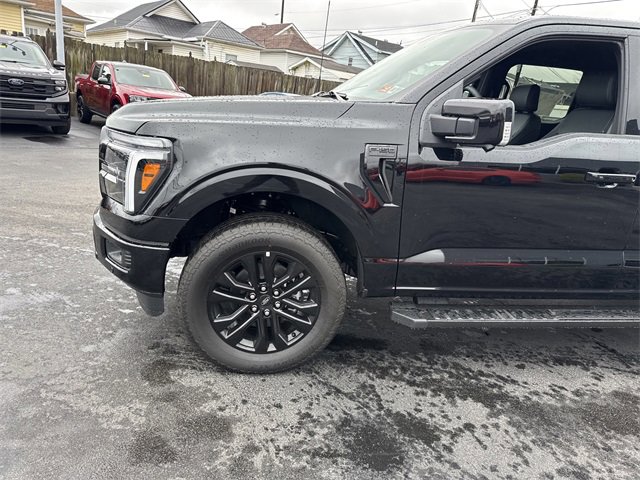 New 2025 Ford F150 Lariat w/ Equipment Group 502A High image 9