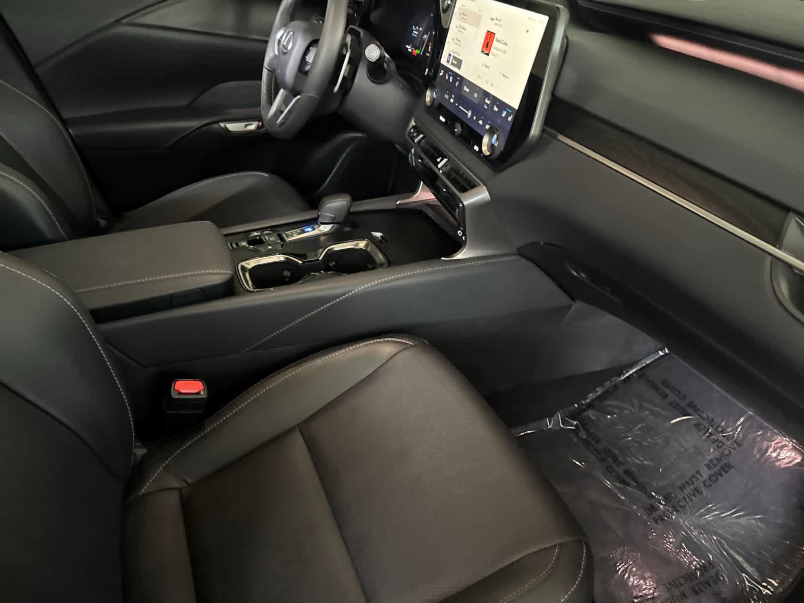 Certified 2025 Lexus RX 350 AWD/4WD image 17
