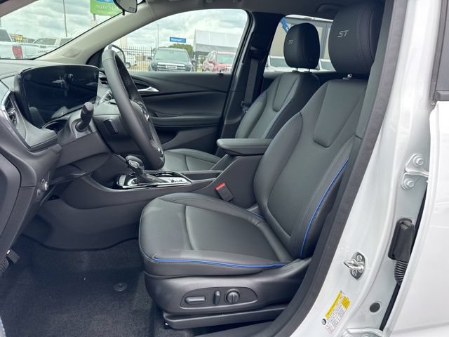 New 2026 Buick Encore GX Sport Touring w/ Comfort Package FWD image 16