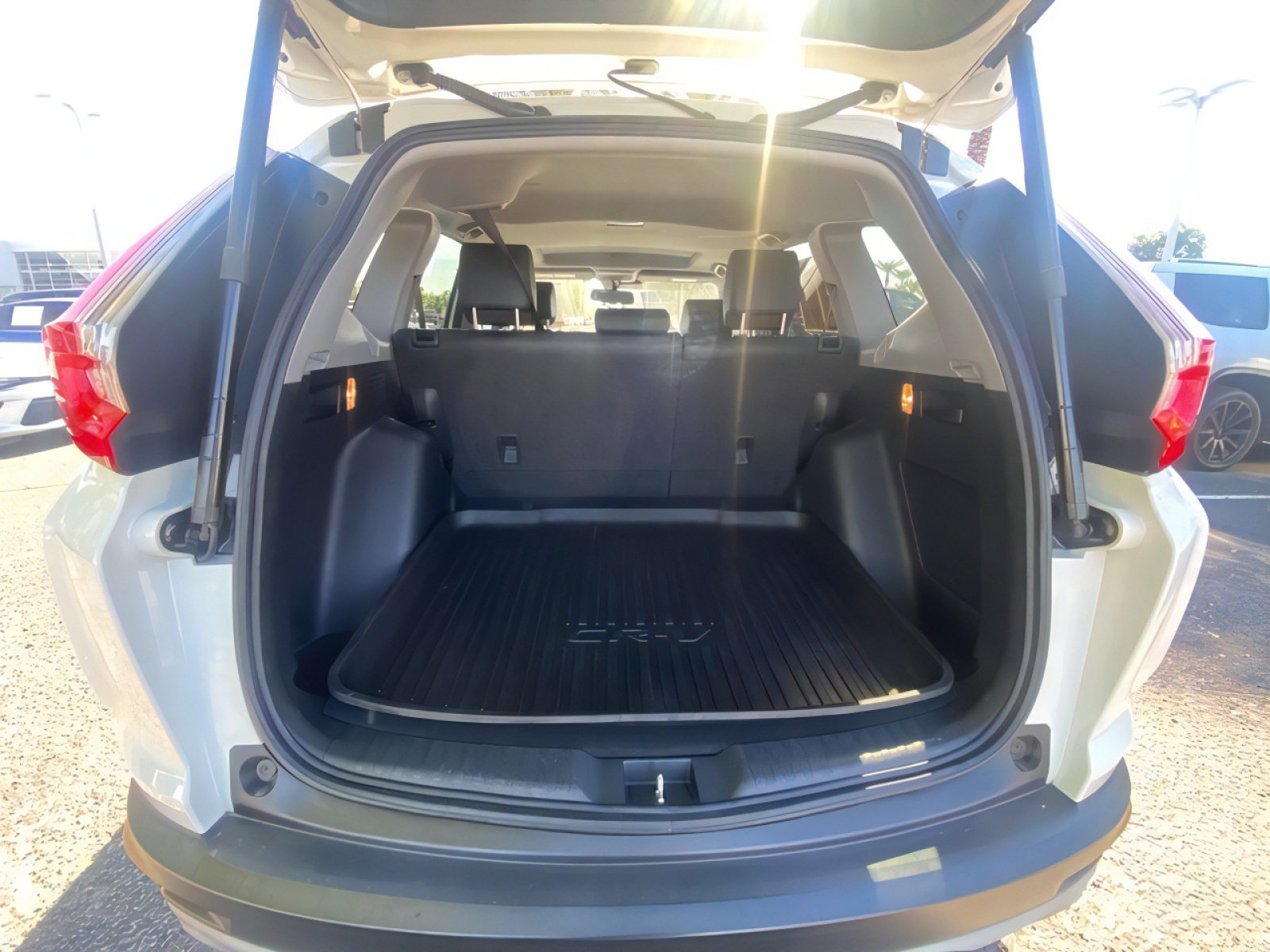 Used 2018 Honda CR-V Touring image 25