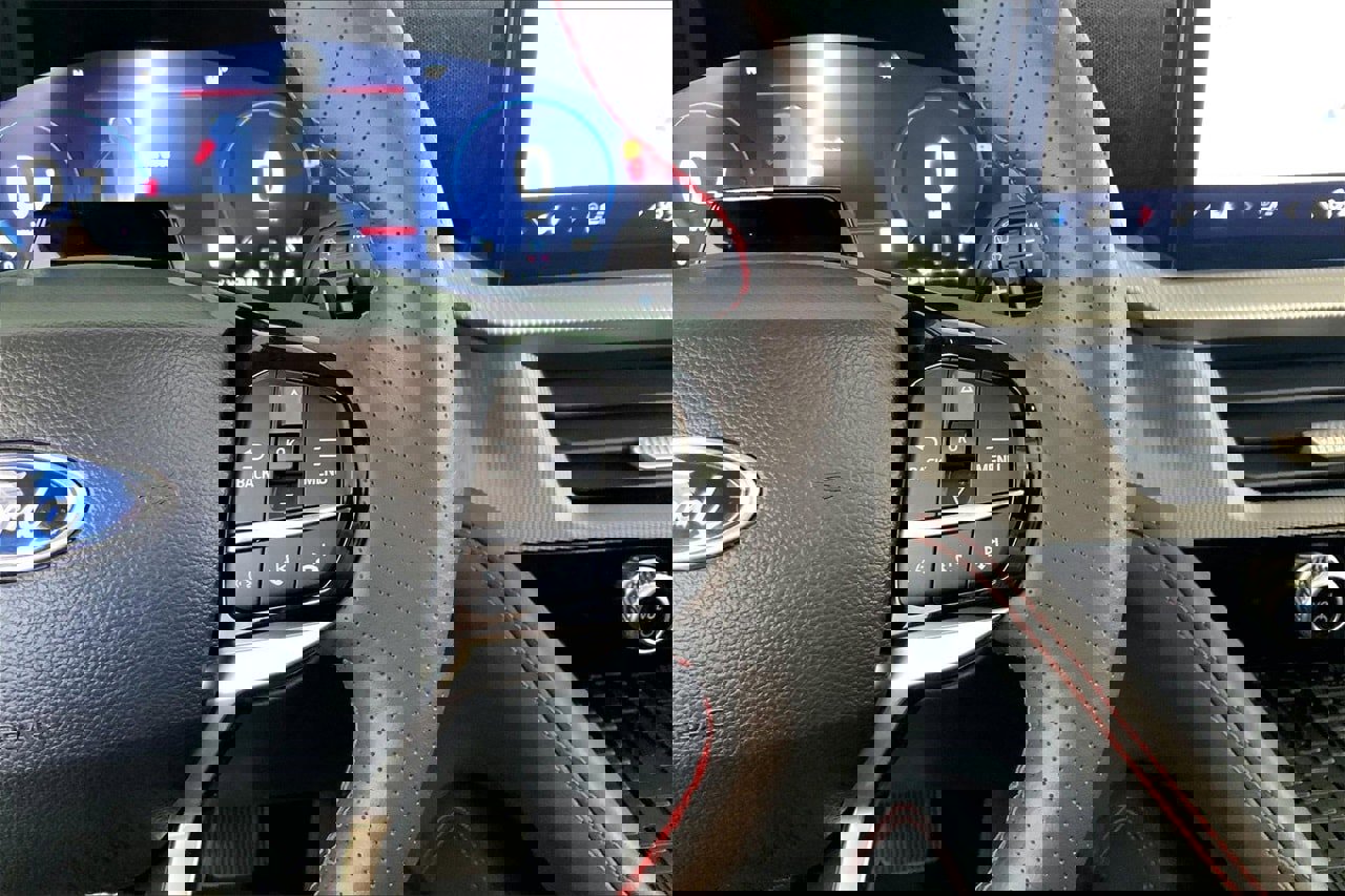 Used 2025 Ford Explorer ST w/ Sun And Sound Package image 22