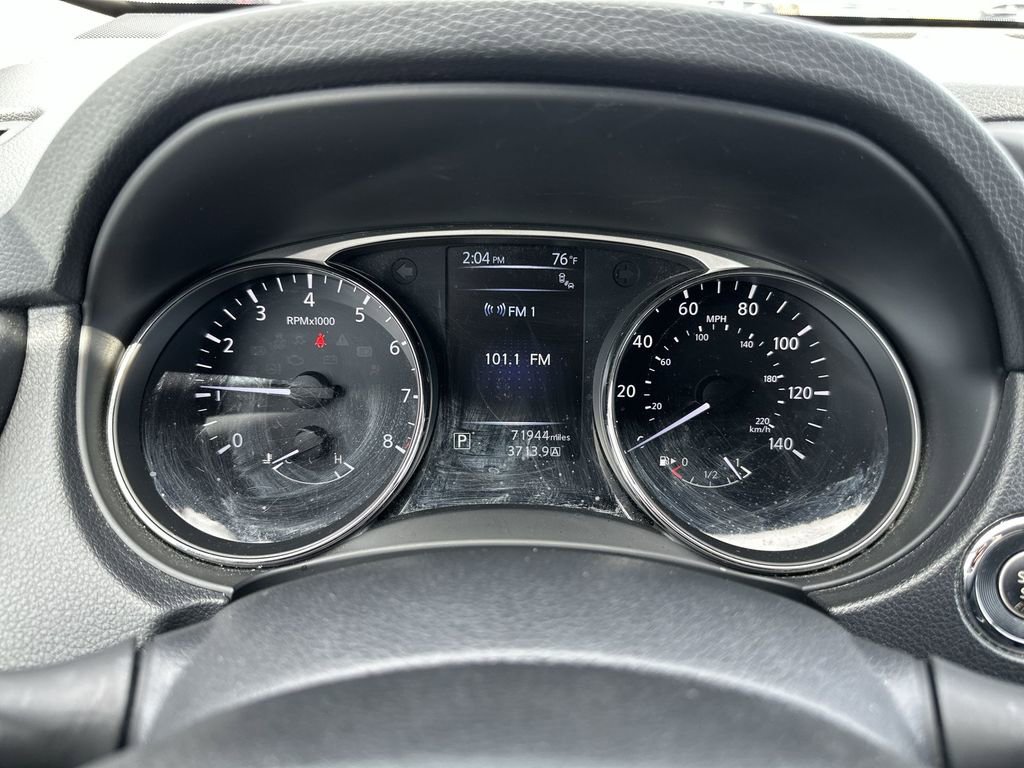 Used 2016 Nissan Rogue SV w/ SV Premium Package image 15