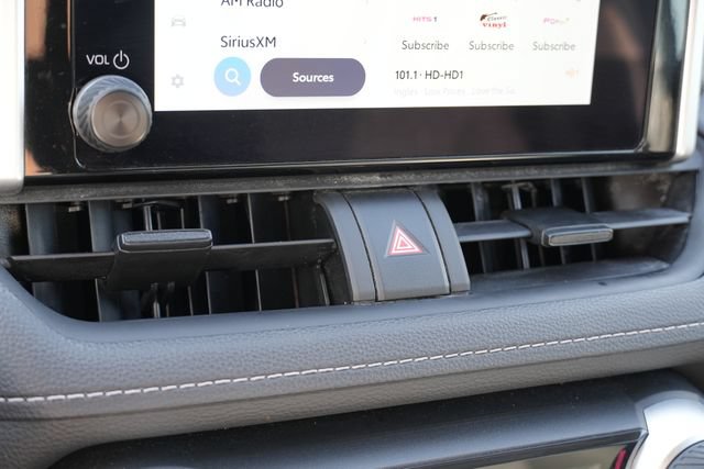 Used 2024 Toyota RAV4 XLE FWD image 33