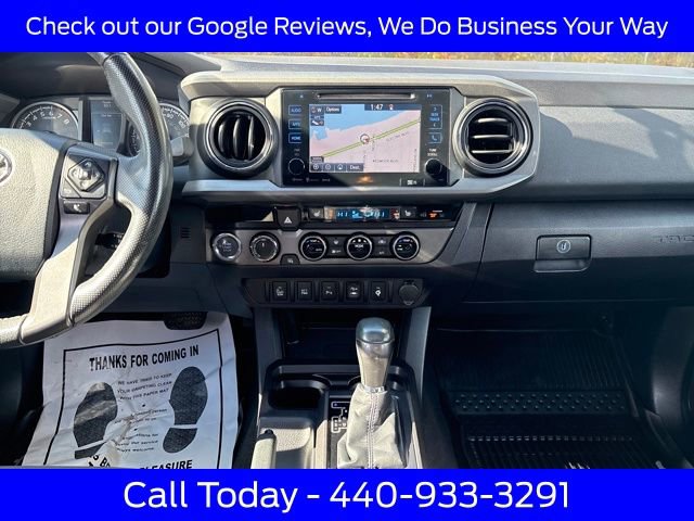 Used 2017 Toyota Tacoma TRD Off-Road image 23