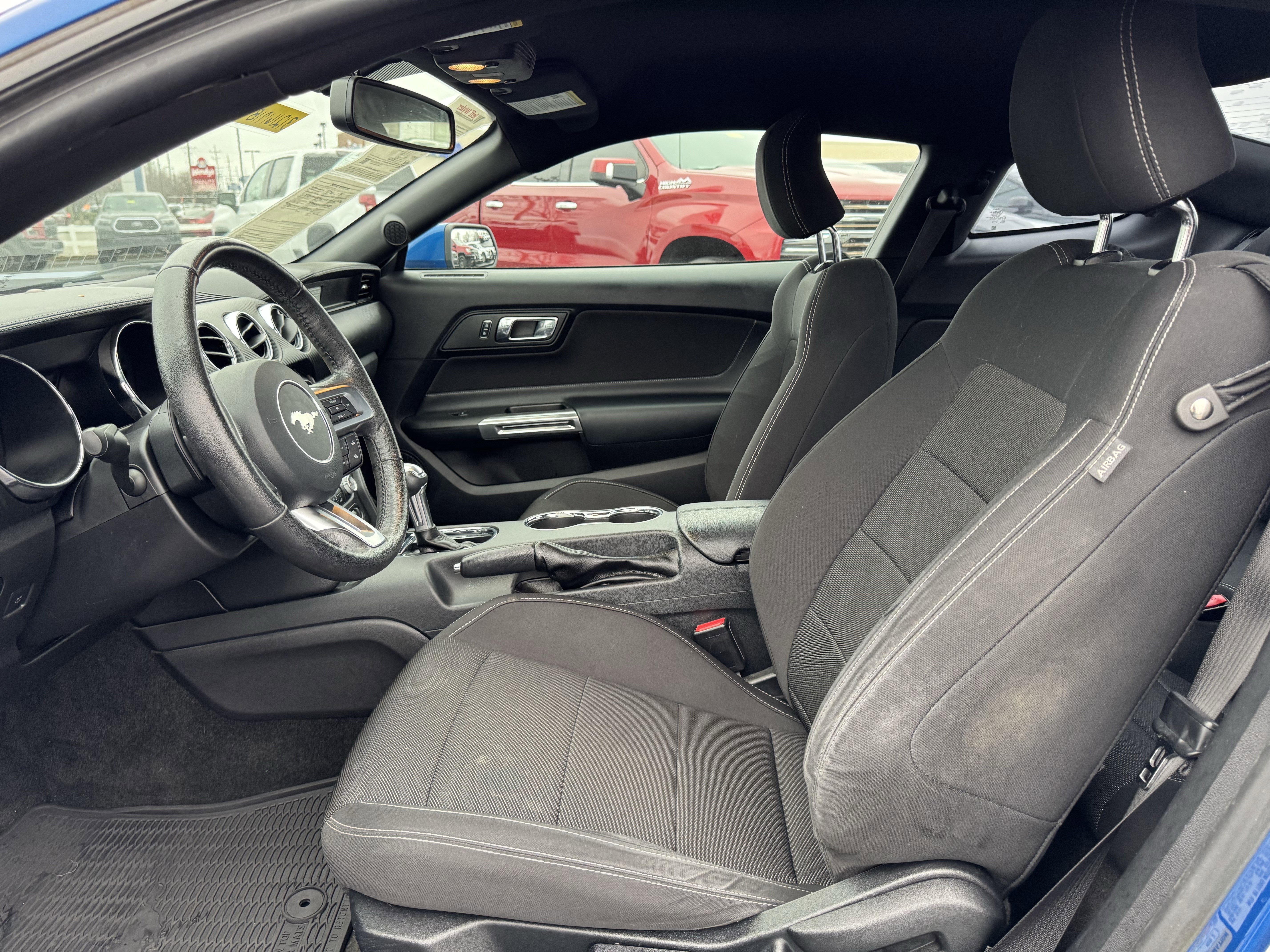 Used 2017 Ford Mustang Coupe image 25