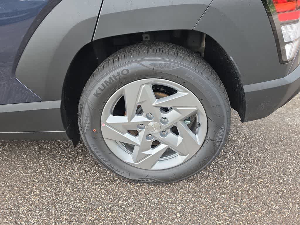 New 2027 Hyundai Kona SE FWD image 14