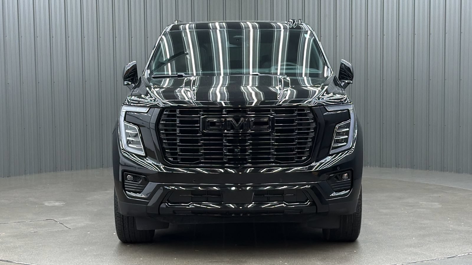 Used 2026 GMC Yukon Denali w/ Sun & Power Step Package AWD/4WD image 8