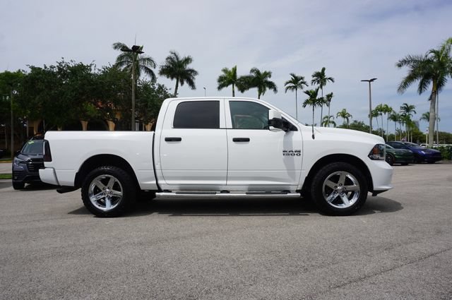 Used 2018 RAM 1500 Express w/ Express Value Package AWD/4WD image 15