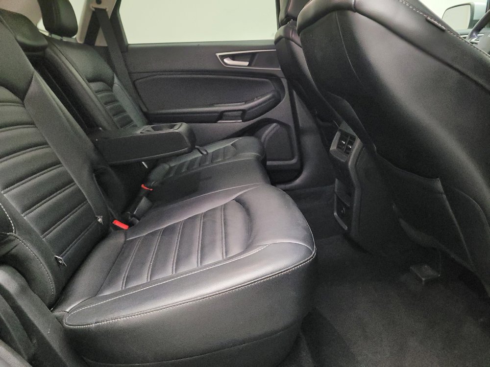 Used 2023 Ford Edge SEL image 19